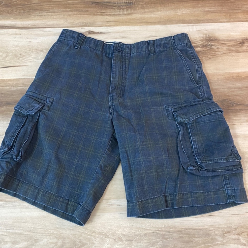 IZOD Cargo Shorts Size 30 Mens Plaid Cotton Classic Fit Blue Green